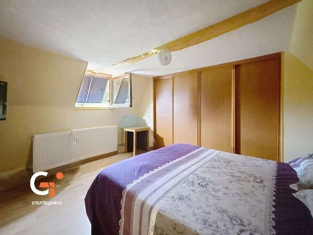 Maison à SAINT-OUEN-DE-THOUBERVILLE