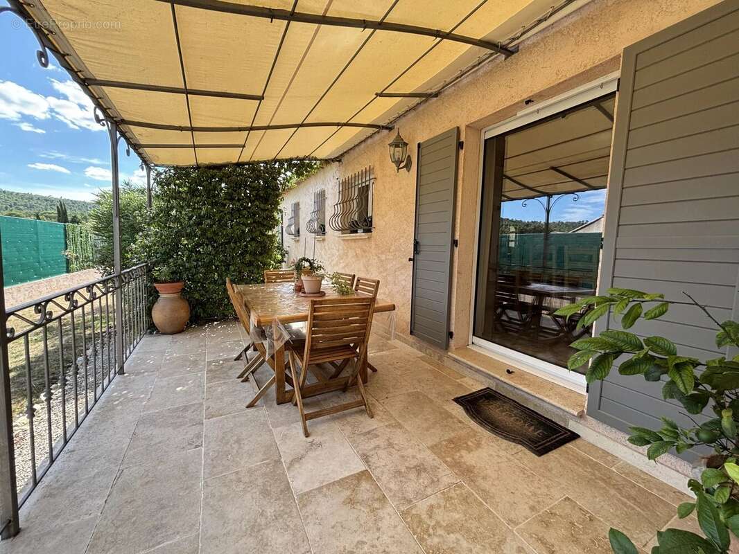 Maison à FIGANIERES