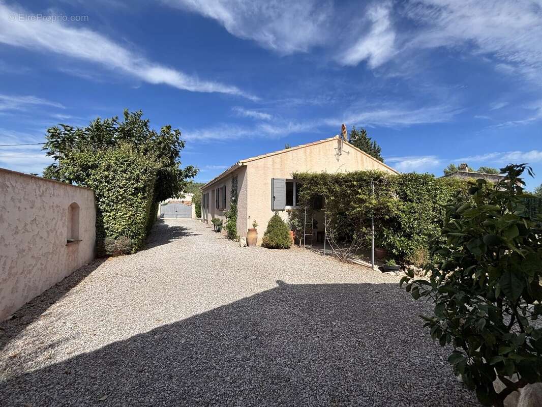 Maison à FIGANIERES