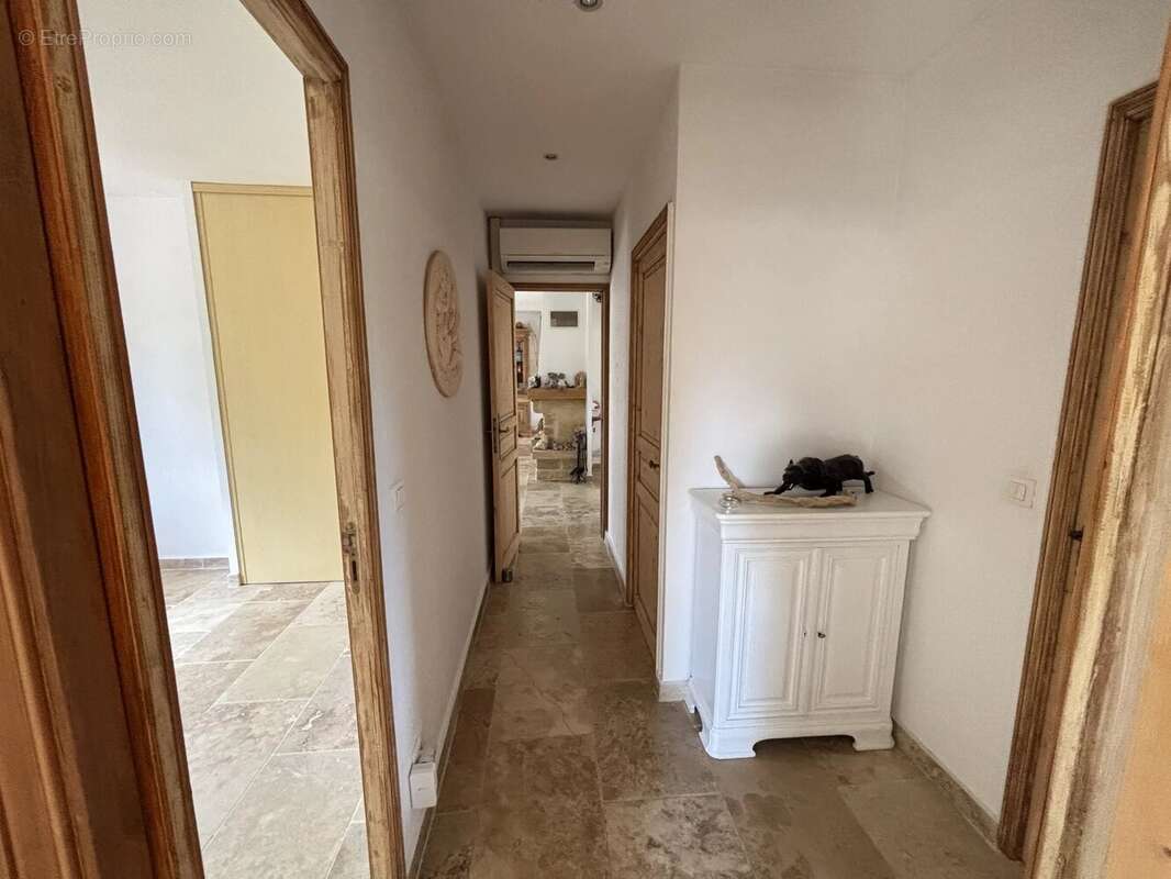 Maison à FIGANIERES