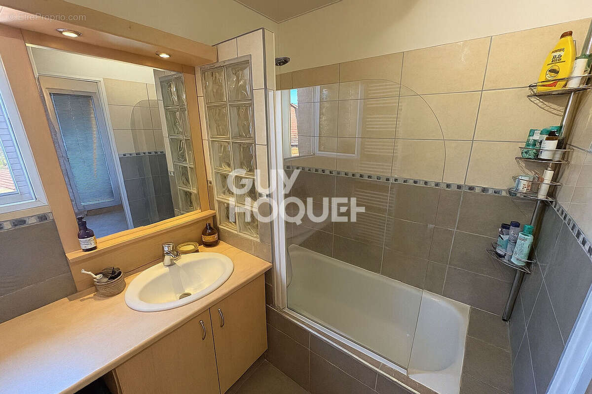 Appartement à LIMEIL-BREVANNES