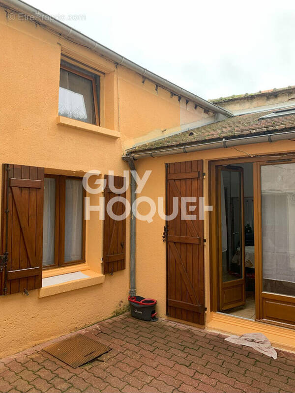 Appartement à MALESHERBES