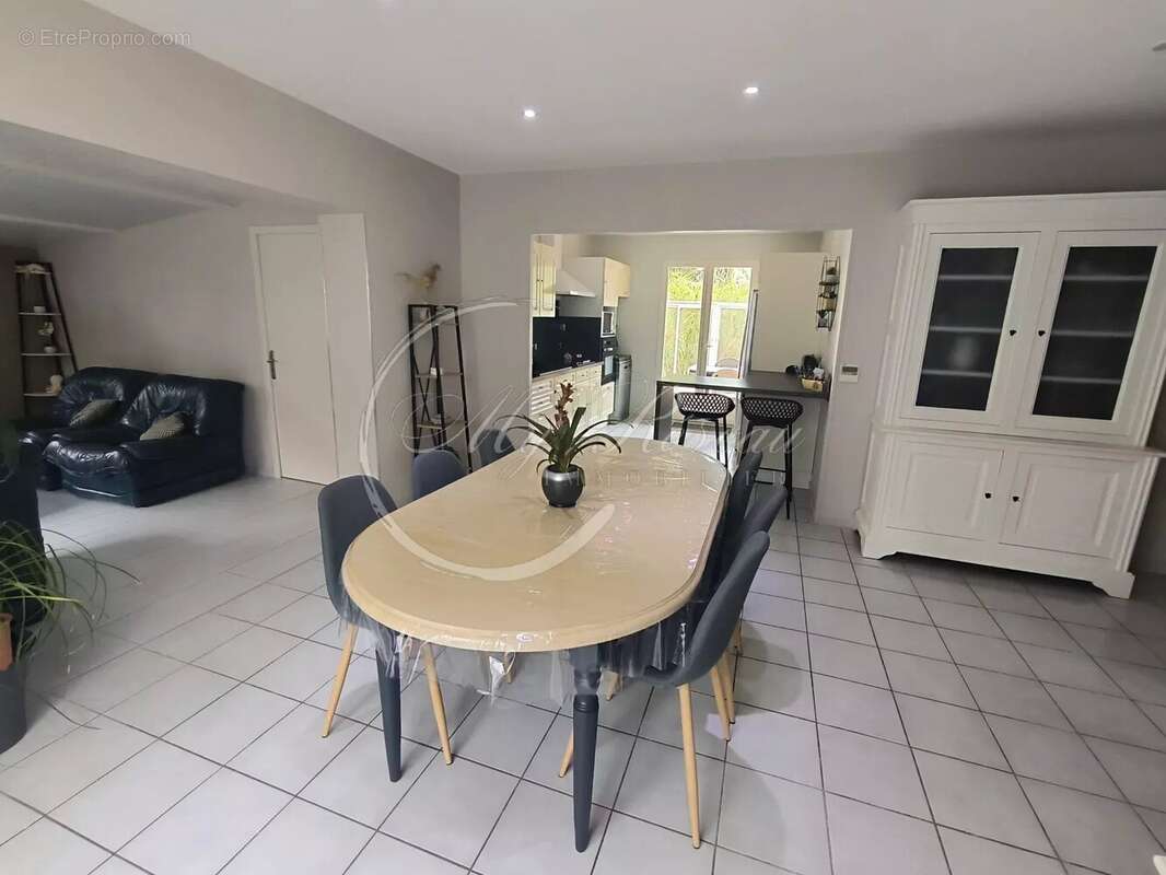 Maison à LEZIGNAN-CORBIERES