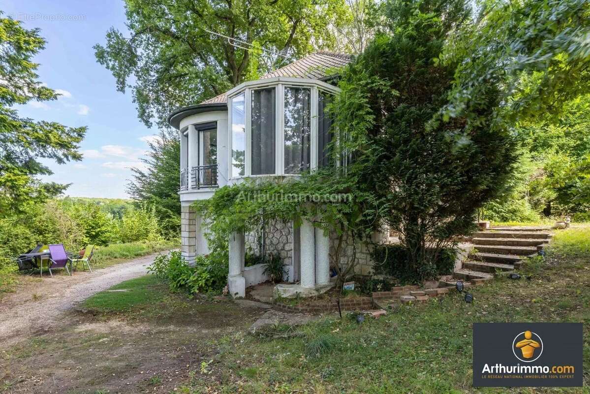 Maison à BOISSISE-LE-ROI