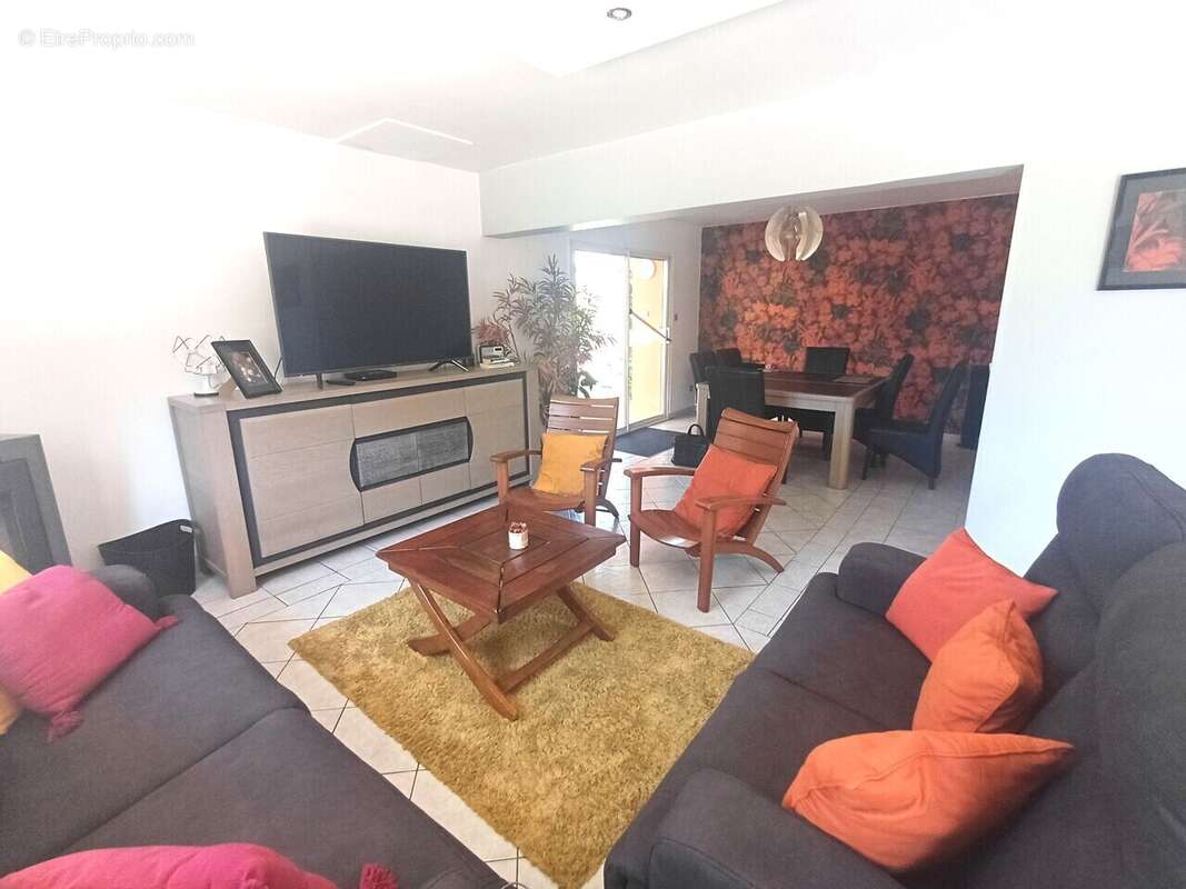 Maison à MARTIN-EGLISE