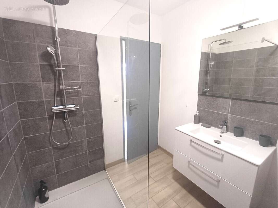 Maison à MARTIN-EGLISE