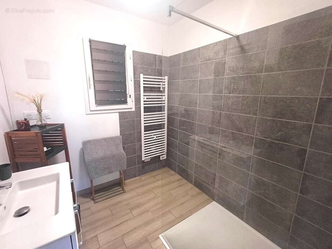 Maison à MARTIN-EGLISE