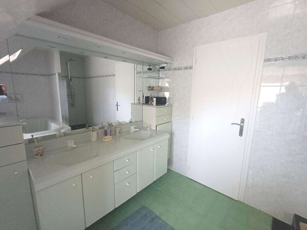 Maison à MARTIN-EGLISE