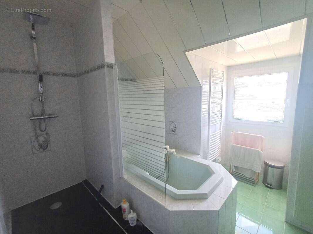 Maison à MARTIN-EGLISE