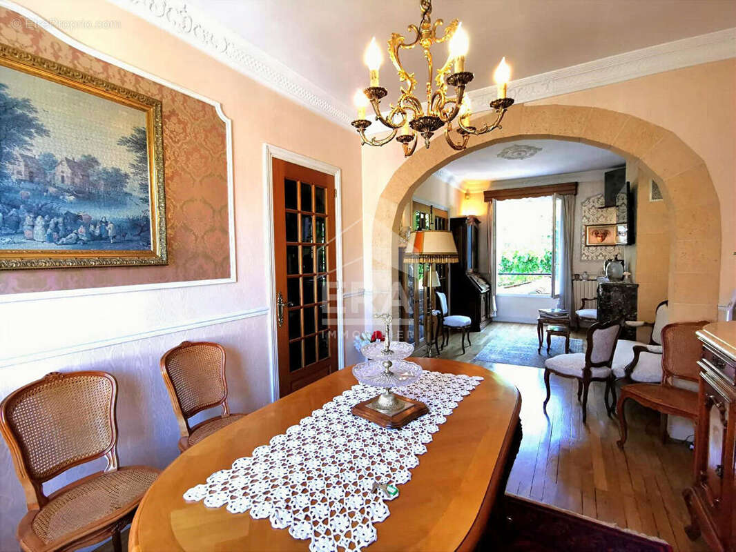 Maison à AULNAY-SOUS-BOIS