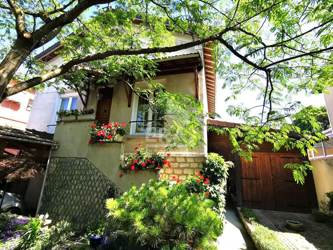 Maison à AULNAY-SOUS-BOIS