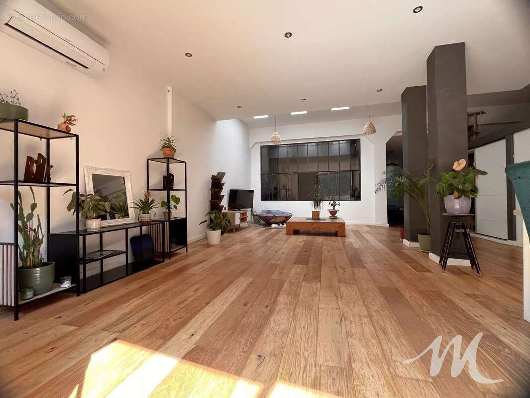 Appartement à BARJOLS