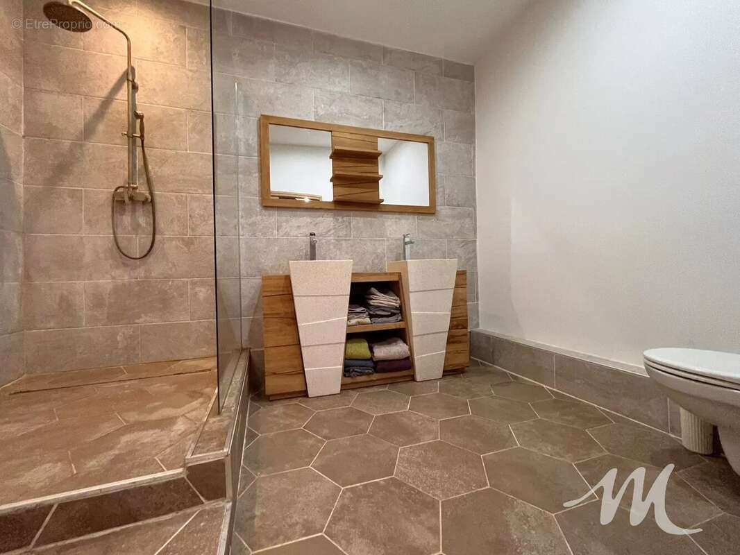 Appartement à BARJOLS