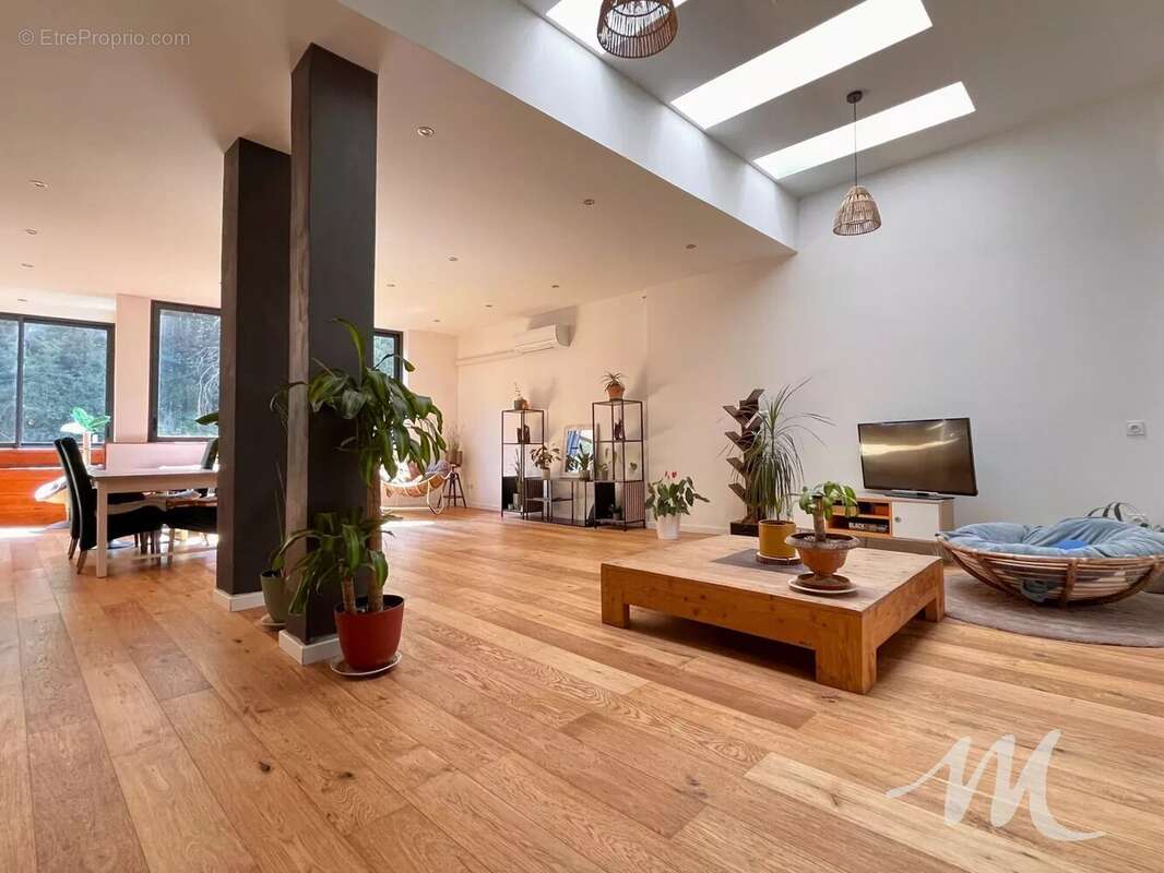 Appartement à BARJOLS