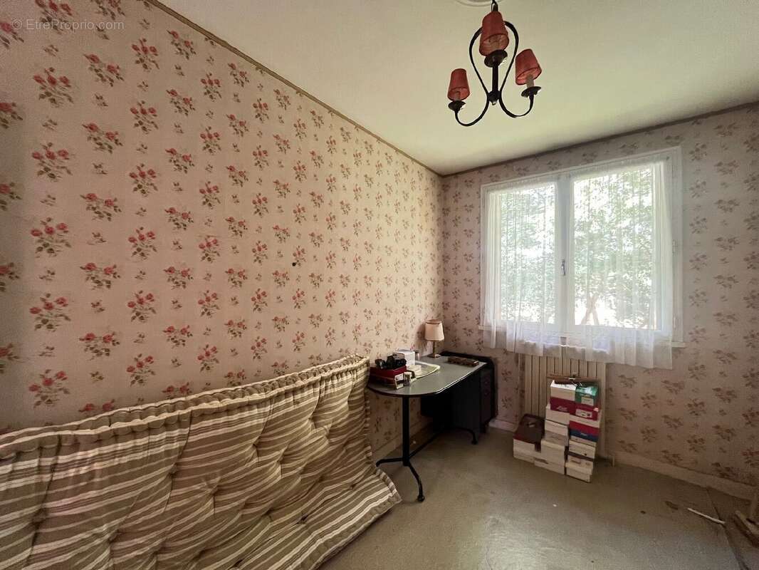 Maison à LA SALVETAT-SAINT-GILLES