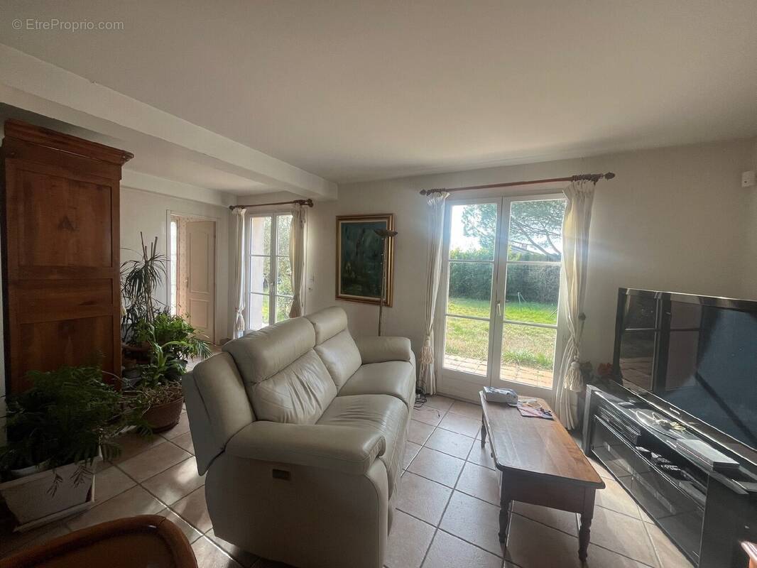 Maison à FONTENILLES