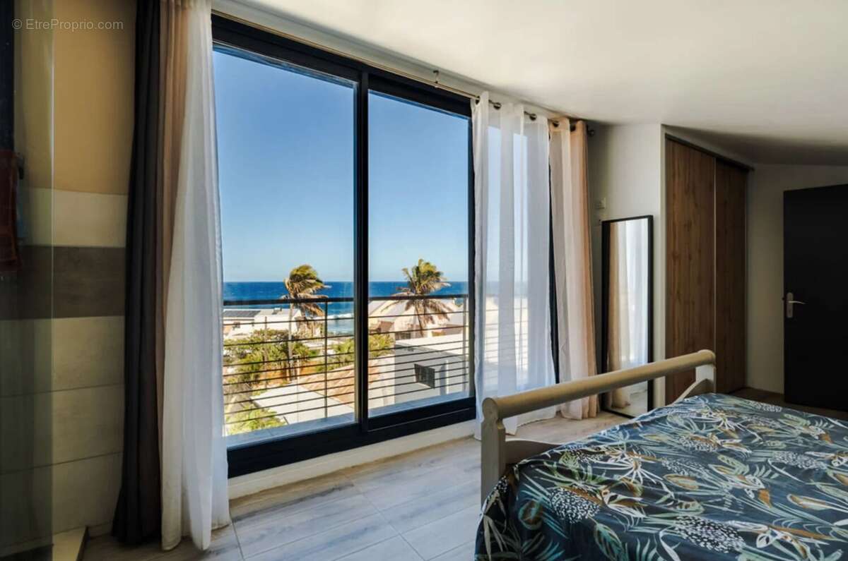 Maison à SAINT-PIERRE