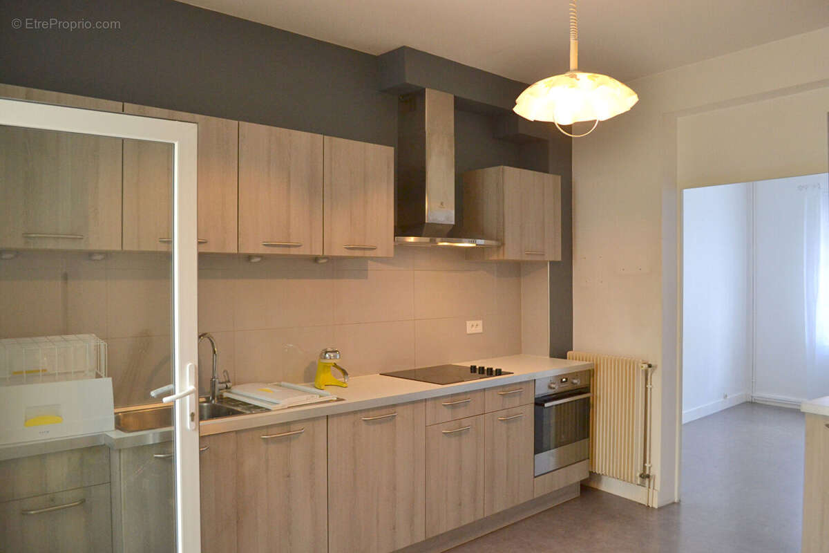 Maison à CHATELLERAULT