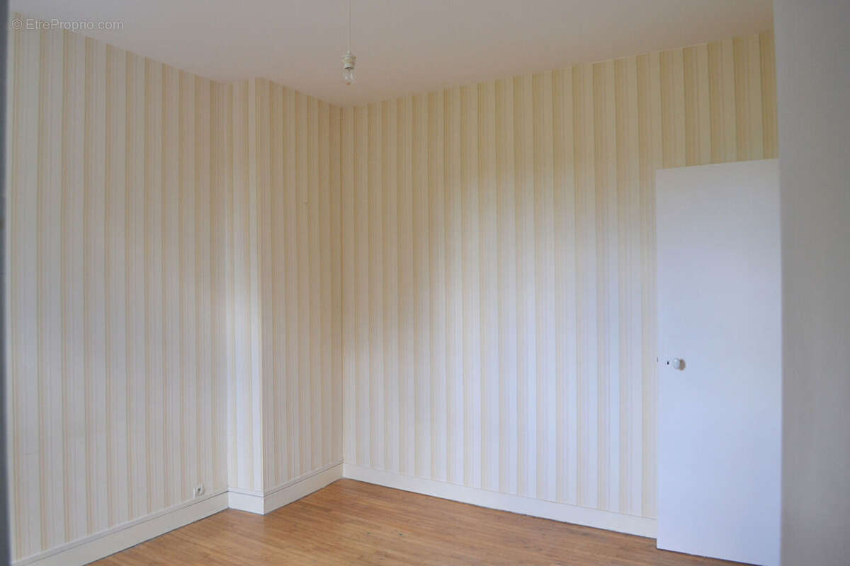 Maison à CHATELLERAULT