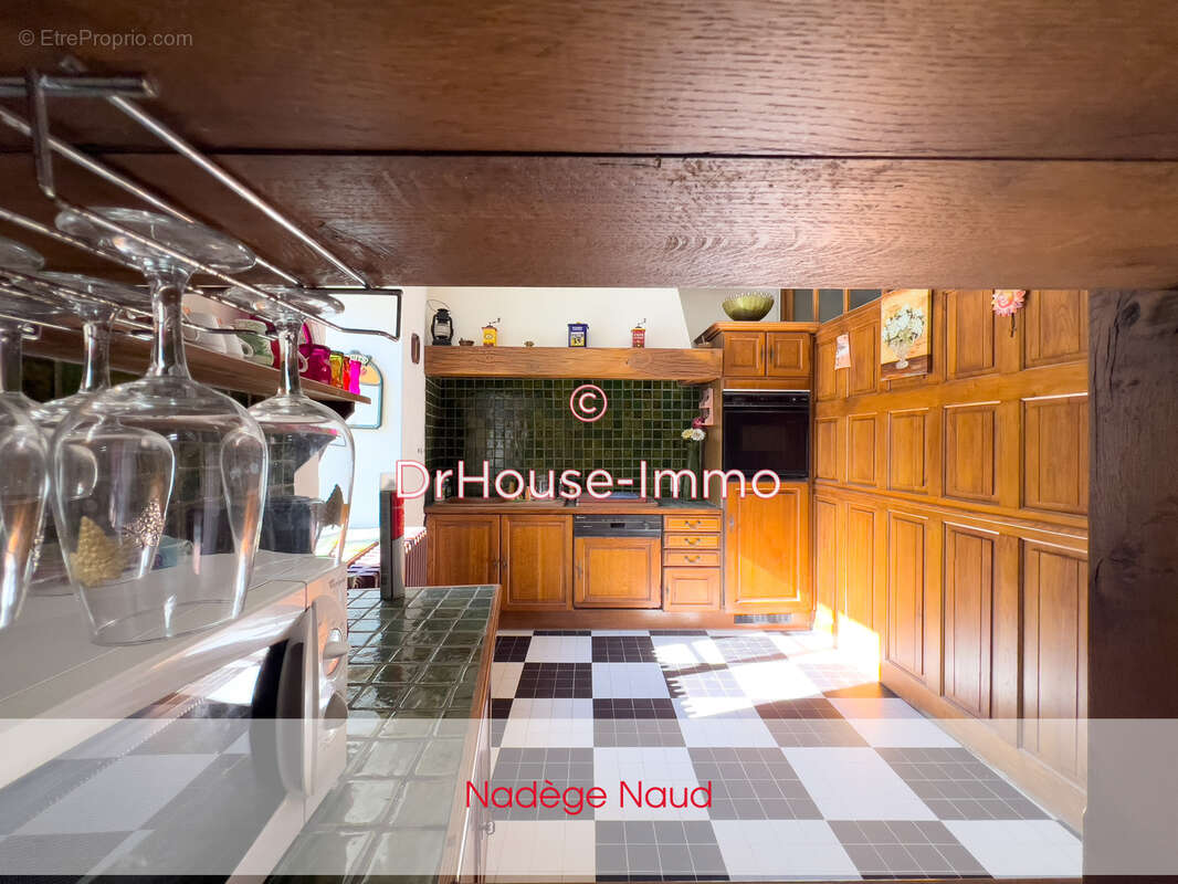 Maison à MONTCLAR-SUR-GERVANNE