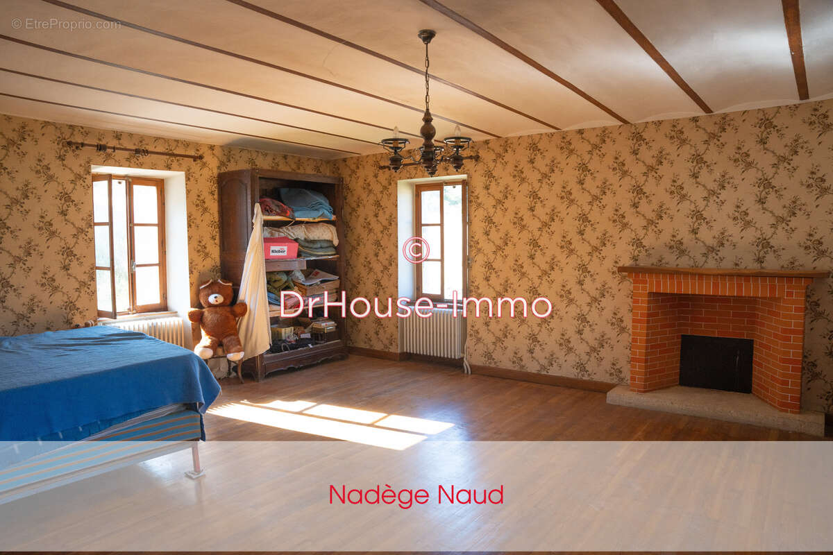 Maison à MONTCLAR-SUR-GERVANNE