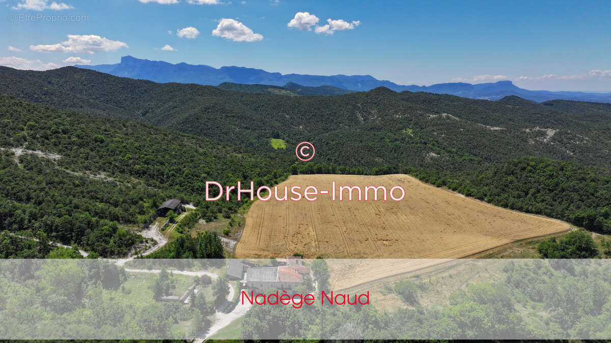 Maison à MONTCLAR-SUR-GERVANNE