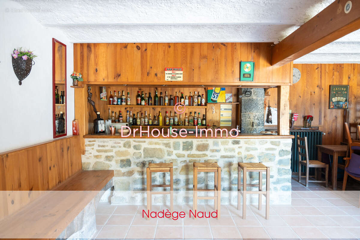 Maison à MONTCLAR-SUR-GERVANNE