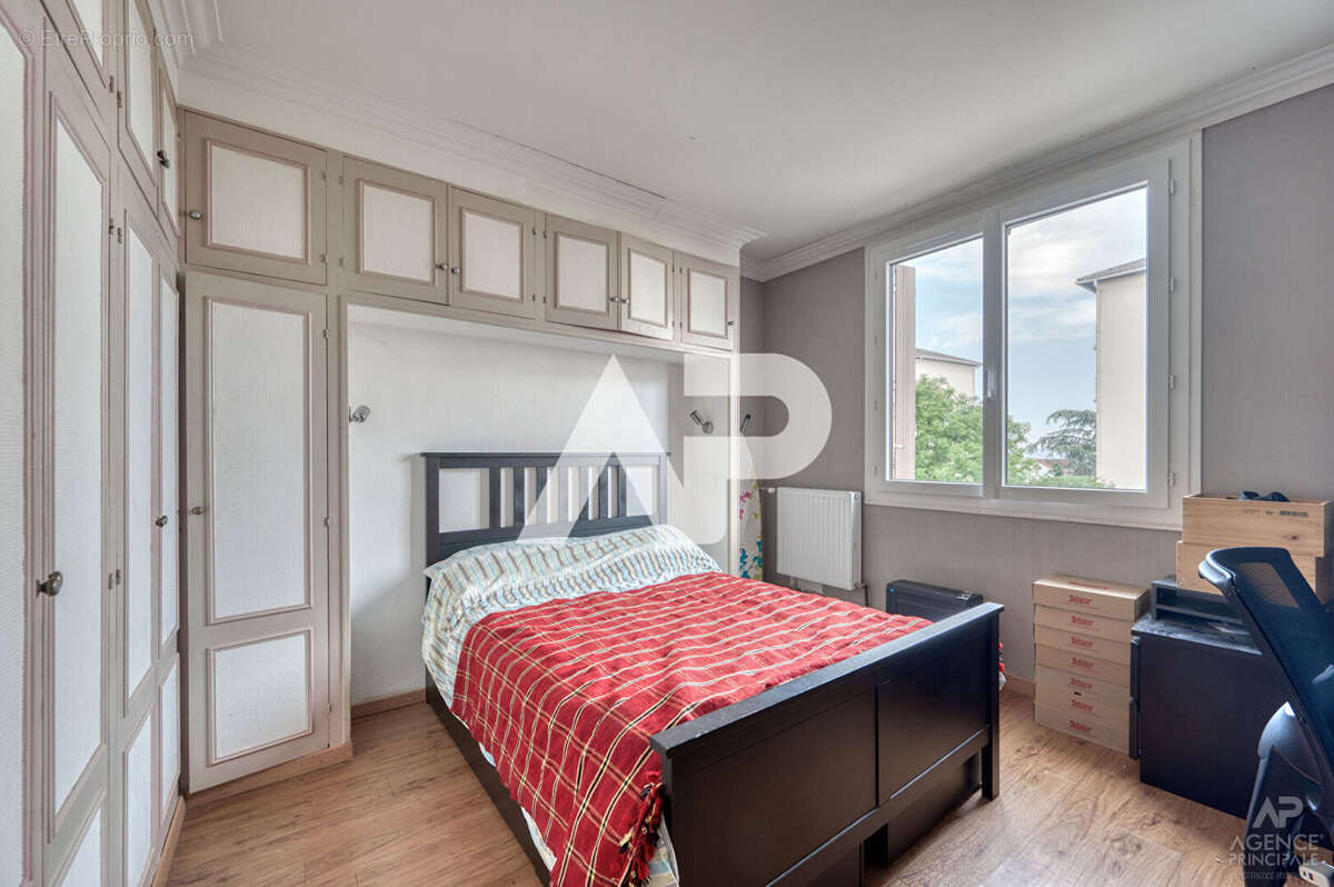 Appartement à RUEIL-MALMAISON