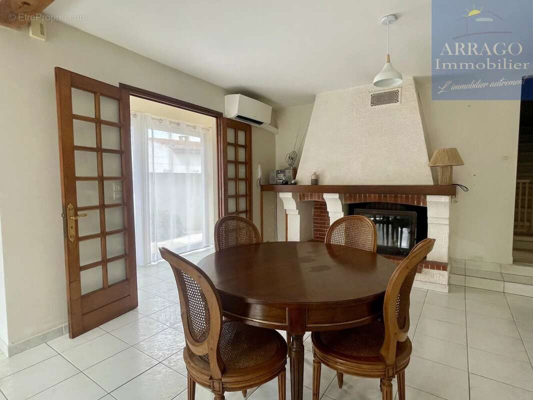 Maison à VALRAS-PLAGE