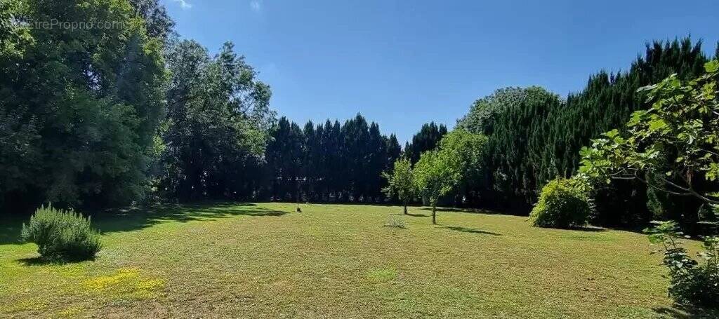 Maison à TONNAY-CHARENTE