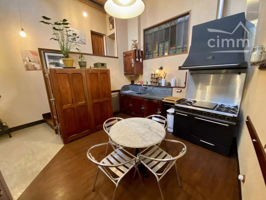 Appartement à SAINT-ETIENNE