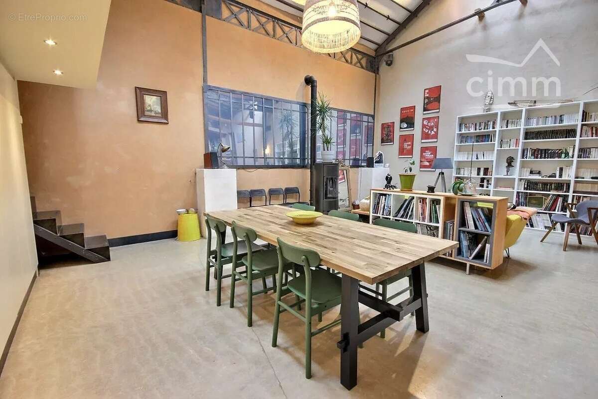 Appartement à SAINT-ETIENNE