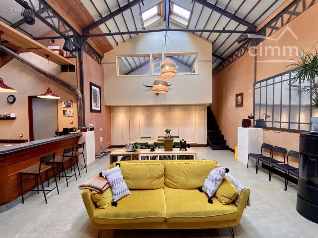 Appartement à SAINT-ETIENNE