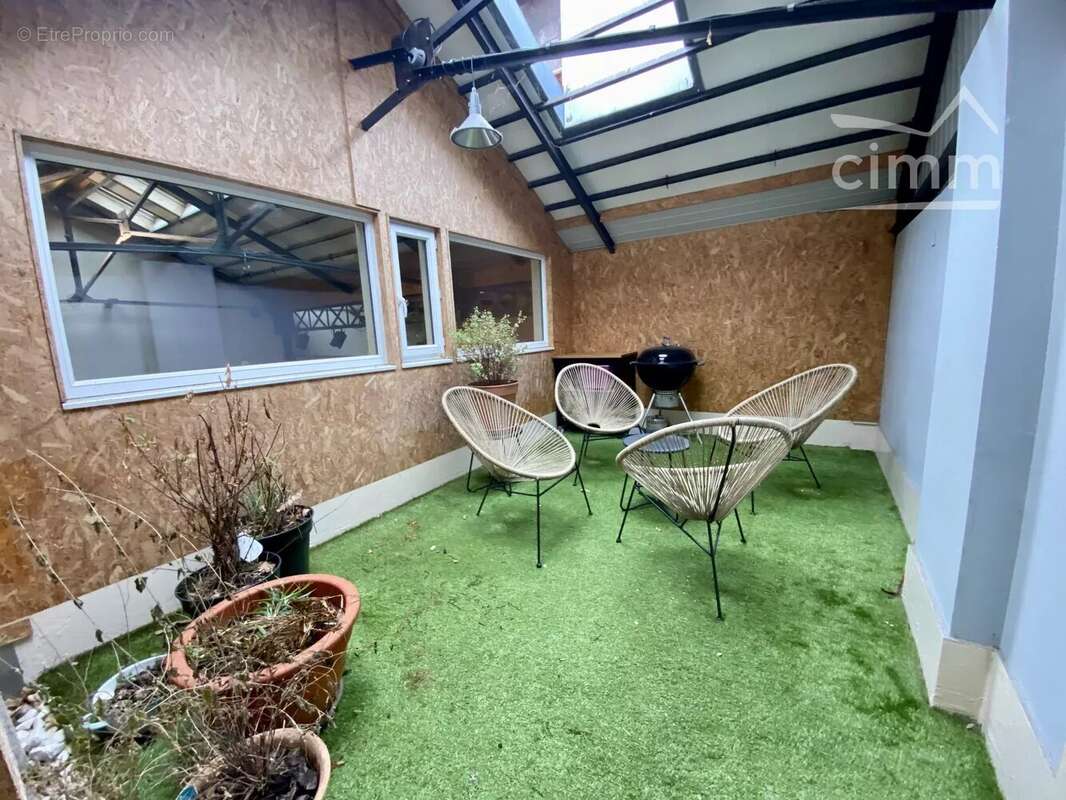 Appartement à SAINT-ETIENNE