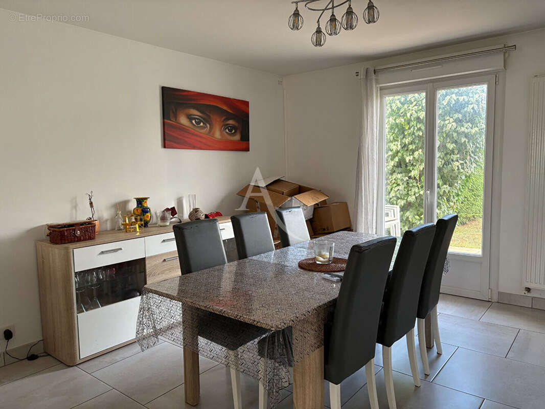 Maison à COLOMBELLES