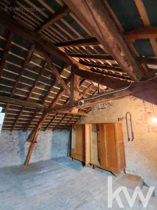 Maison à SAINT-GERVAIS-D&#039;AUVERGNE