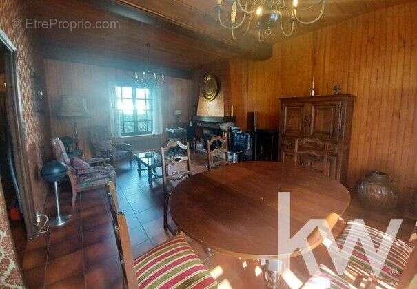 Maison à SAINT-GERVAIS-D&#039;AUVERGNE