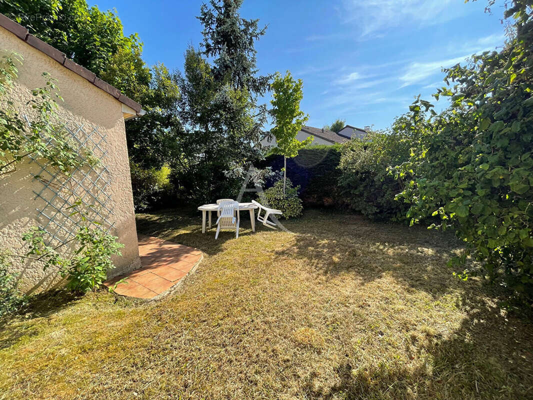 Maison à GIF-SUR-YVETTE