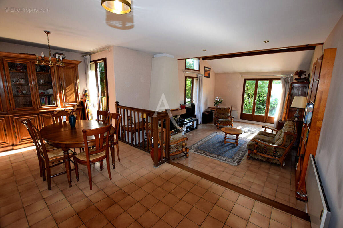 Maison à GIF-SUR-YVETTE