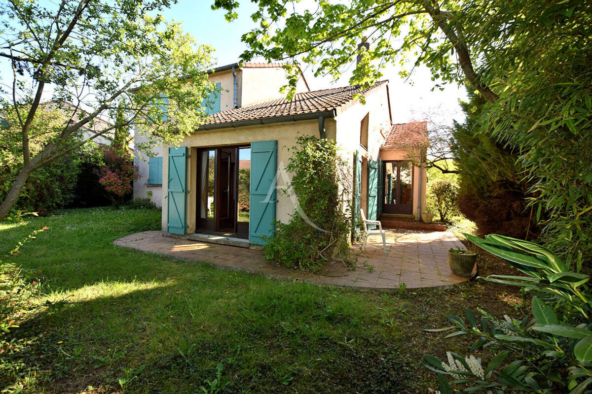 Maison à GIF-SUR-YVETTE