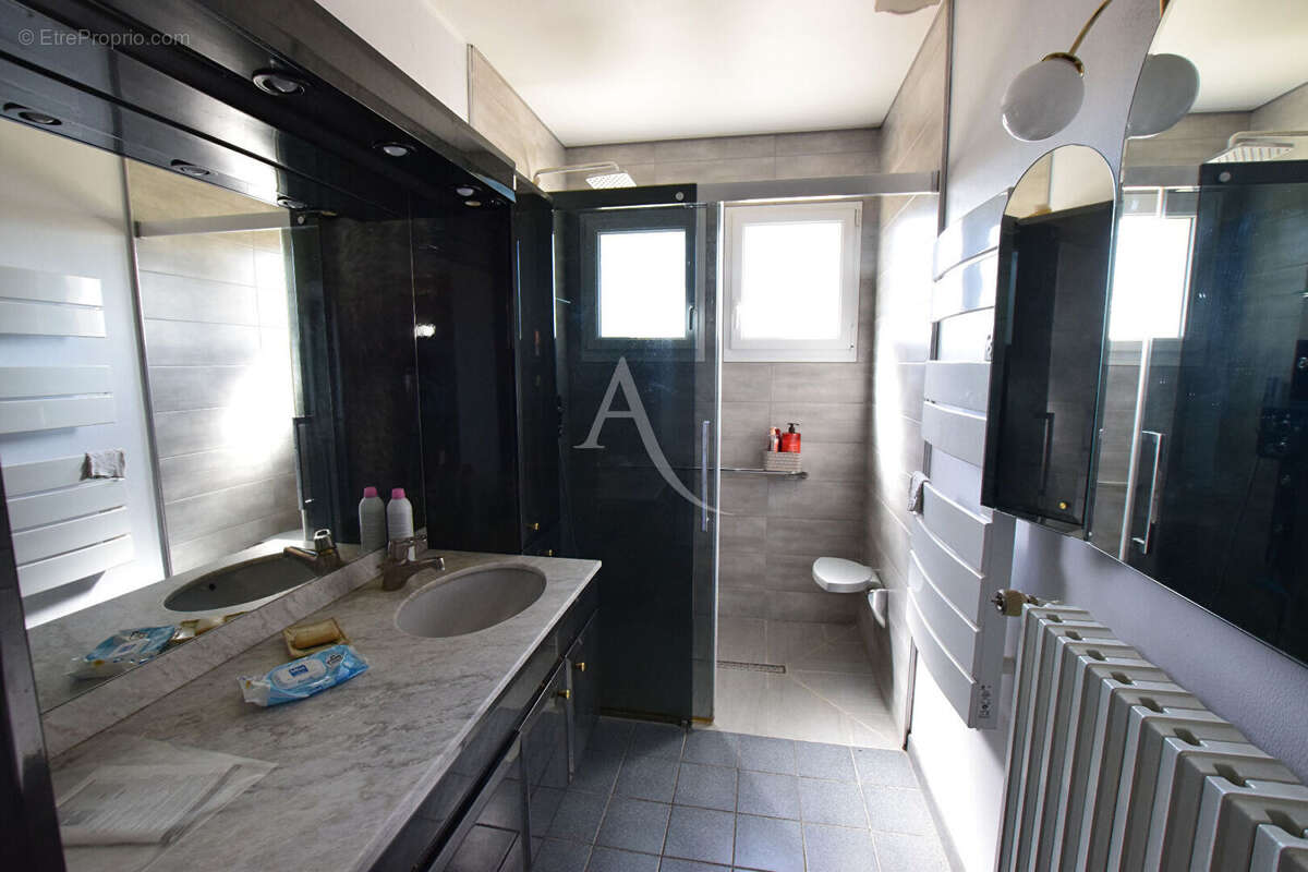 Maison à GRANDPUITS-BAILLY-CARROIS