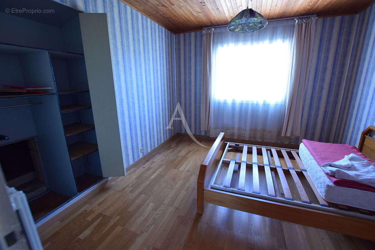 Maison à GRANDPUITS-BAILLY-CARROIS