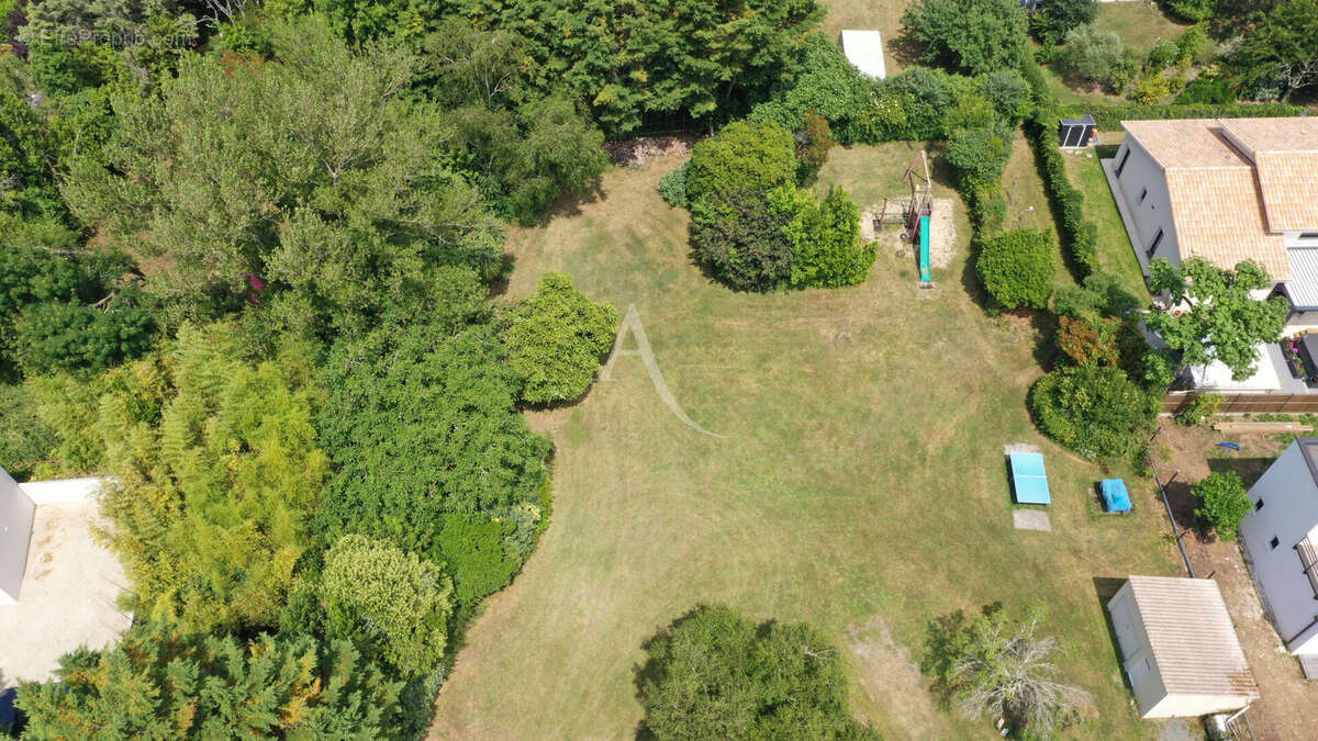 Terrain à SAINT-PALAIS-SUR-MER