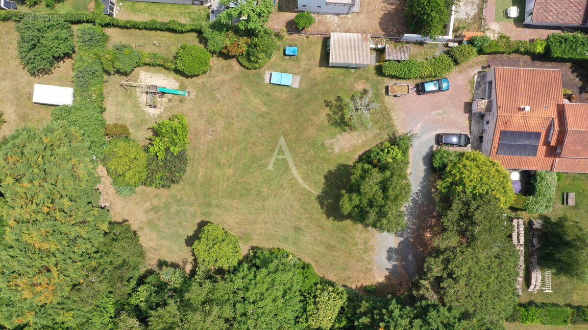 Terrain à SAINT-PALAIS-SUR-MER