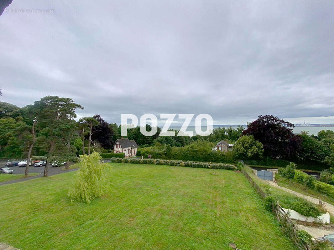 Appartement à CRICQUEBOEUF