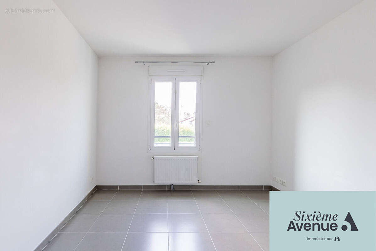 Appartement à CHILLY-MAZARIN