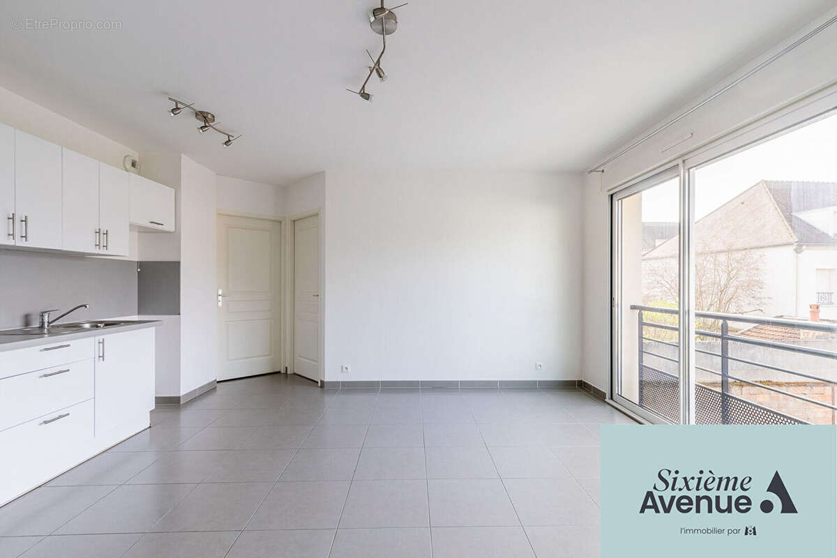 Appartement à CHILLY-MAZARIN