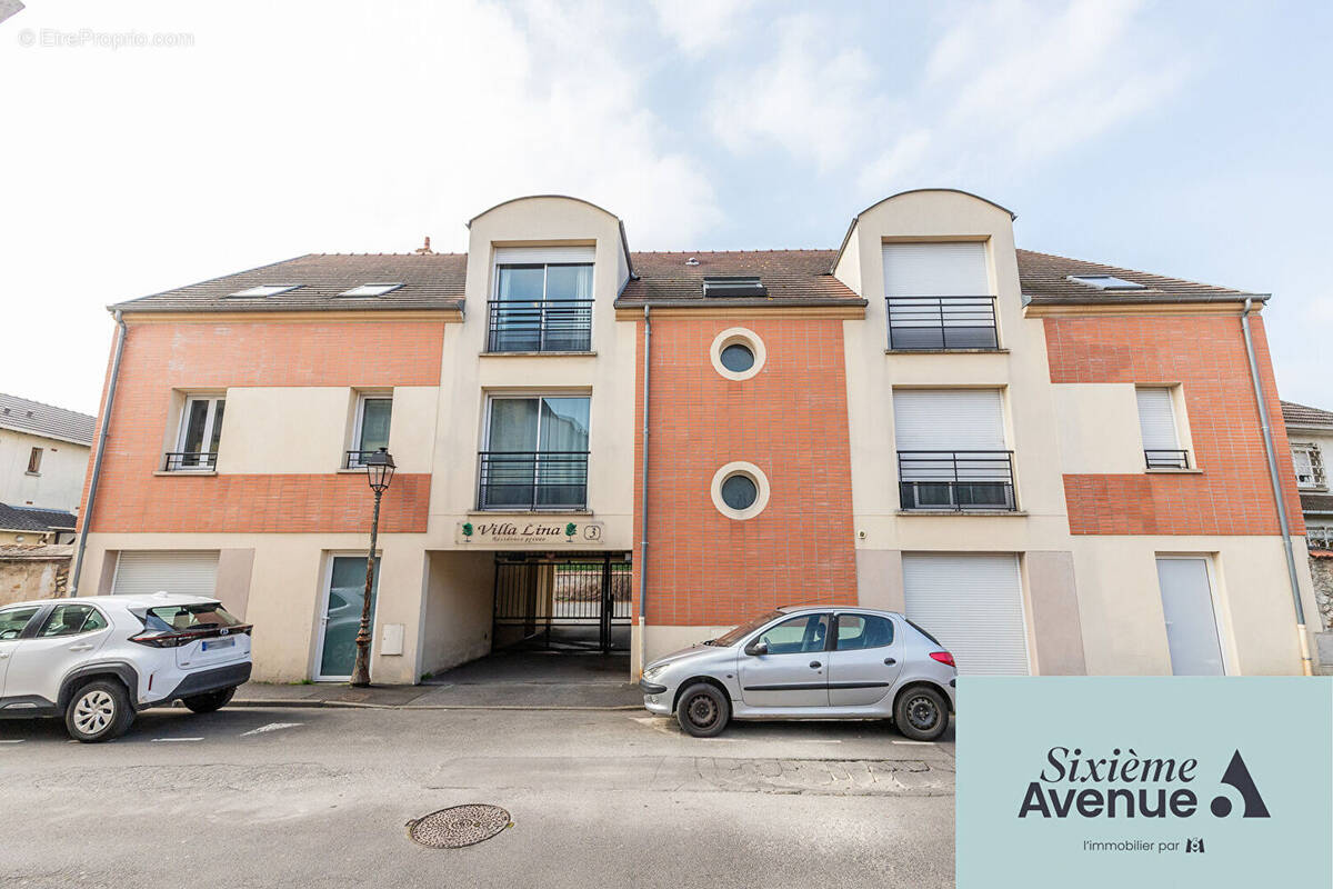 Appartement à CHILLY-MAZARIN