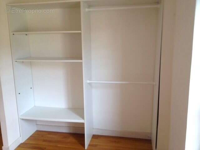 Placard et rangement - Appartement à SILLY-LE-LONG