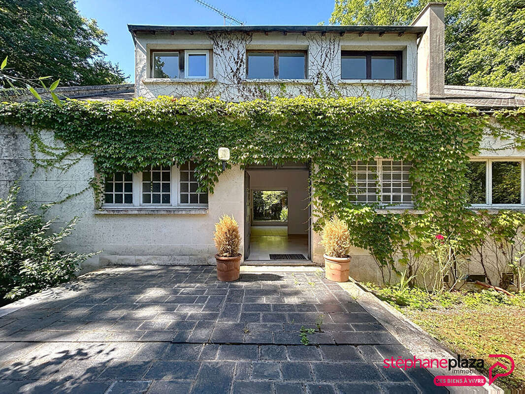 Maison à CHAMBRAY-LES-TOURS